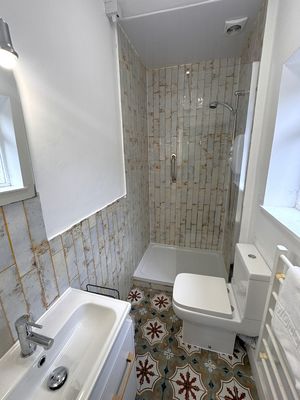 Photo 11- click for photo gallery